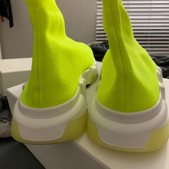 Balenciaga - Picture 7 of 10